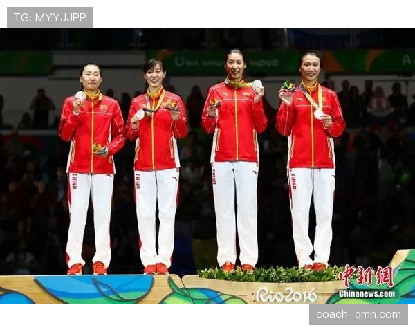 孙一文一抬手，那块表直接把我从地铁车厢拉进豪宅里